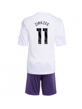 Billige Manchester United Joshua Zirkzee #11 Bortedraktsett Barn 2025-26 Kortermet (+ Korte bukser)